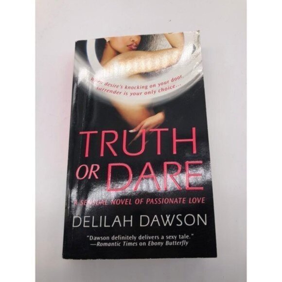 Truth or Dare Book By Delilah Dawson 2006 - Picture 1 of 12